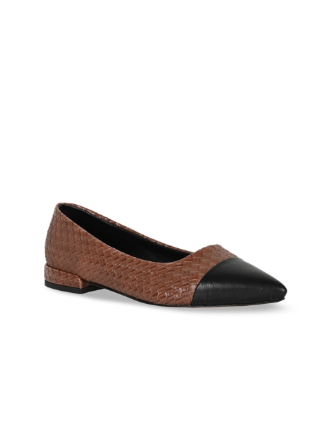 

GIRL EXCUSE Women Brown & Black Textured Ballerinas
