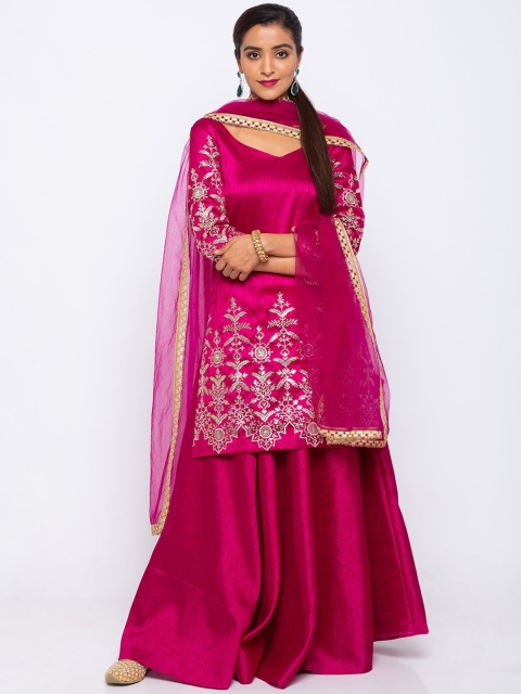 

6Y COLLECTIVE Women Magenta Embroidered Kurti with Skirt & Dupatta