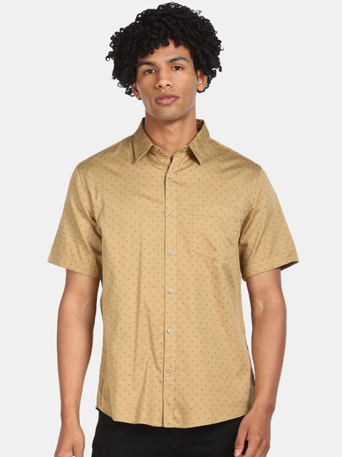 

Ruggers Men Beige Regular Fit Printed Cotton Casual Shirt