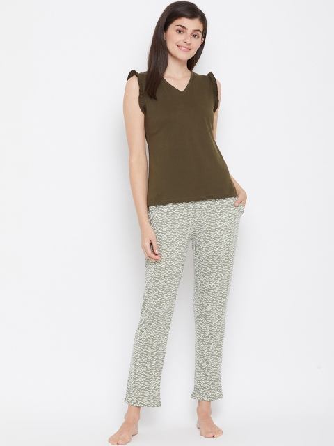 

Clovia Women Green & White Solid Night suit