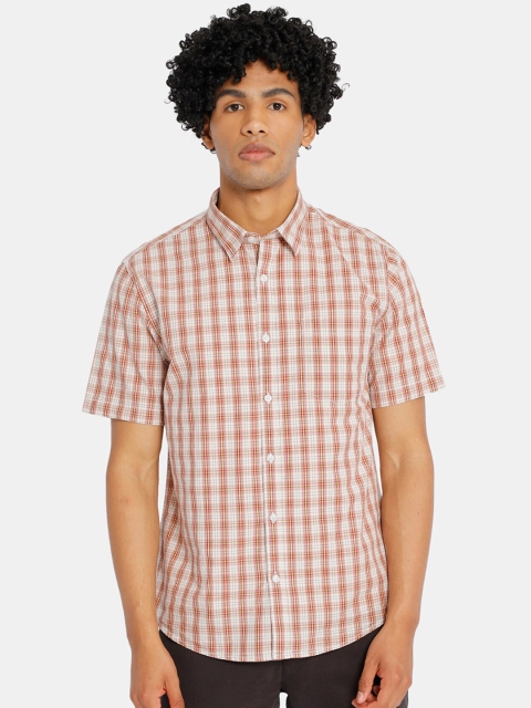 

Ruggers Men White & Brown Regular Fit Checked Casual Shirt