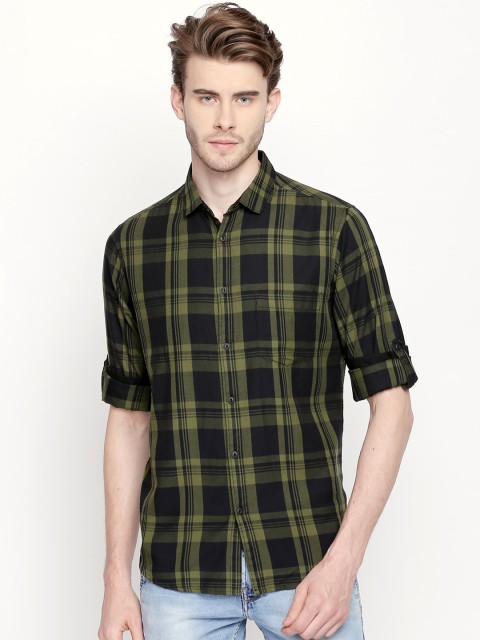 

Dennis Lingo Men Olive Green Slim Fit Checked Casual Shirt