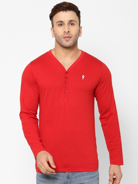 

EPPE Men Red Solid Henley Neck T-shirt