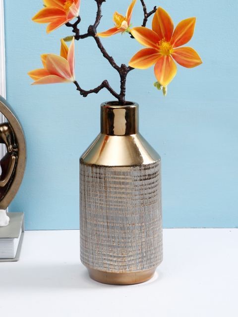 

TAYHAA White & Gold-Toned Handcrafted Contemporary Ceramic Flower Vase