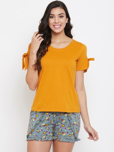 

Clovia Women Yellow & Grey Solid Night suit