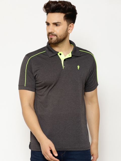 

EPPE Men Grey Solid Polo Collar T-shirt