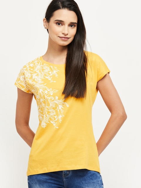 

max Women Yellow & White Printed Round Neck T-shirt