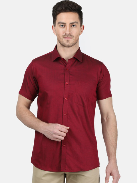 

Monte Carlo Men Maroon Regular Fit Solid Casual Shirt