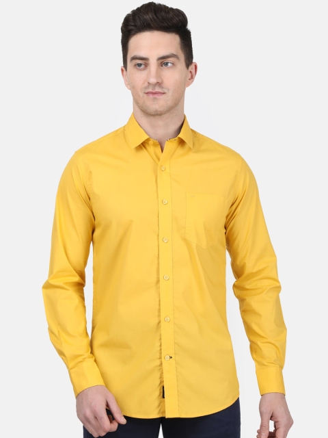 

Monte Carlo Men Mustard Slim Fit Solid Casual Shirt