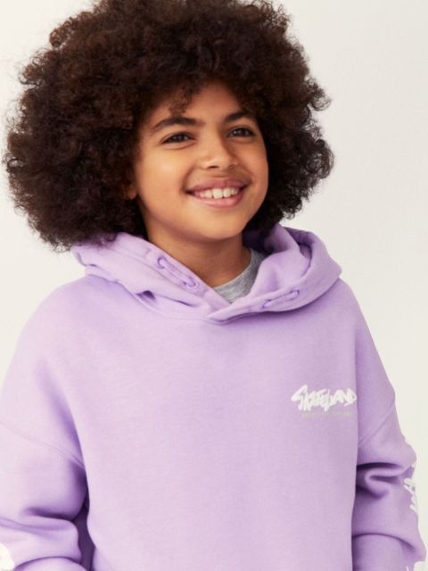 

H&M Boys Lavender Printed Hoodie