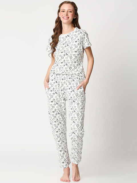 

Bewakoof Women White & Black Printed Night suit