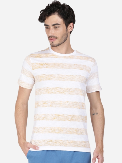 

Breakbounce Men White Striped Round Neck T-shirt