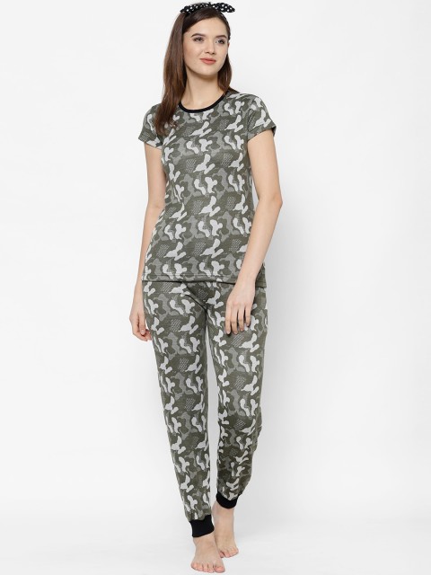

VIMAL JONNEY Women Olive Green & White Printed Night suit