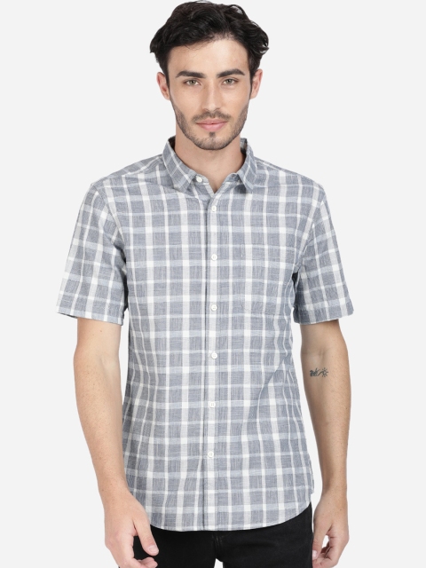 

IVOC Men White & Grey Slim Fit Checked Casual Shirt