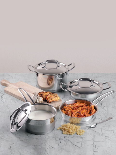 

Vinod Set of 4 Silver-Toned Solid Stainless Steel Cookware Set with 3 Lids