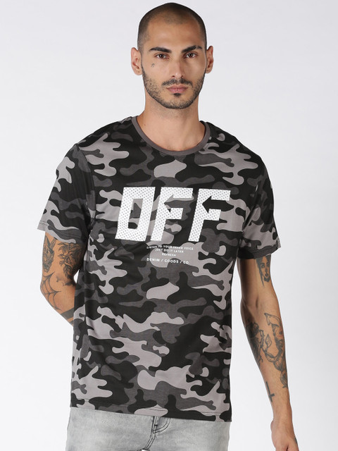 

Blue Saint Men Grey Camouflaged Printed Round Neck T-shirt