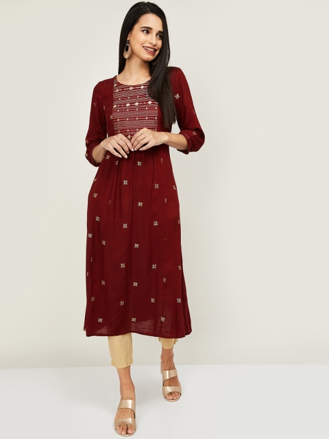 

Melange by Lifestyle Women Maroon Geometric Embroidered Kurta