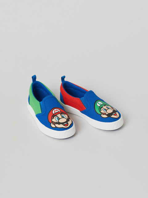 

H&M Boys Blue & Red Mario Print Slip-On Trainers