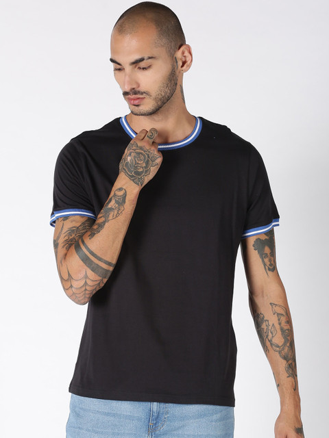 

Blue Saint Men Black Solid Cotton Round Neck T-shirt
