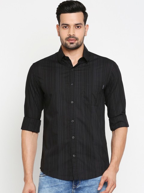 

Mufti Men Black Slim Fit Checked Casual Shirt