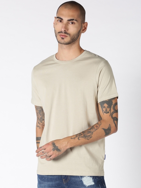 

Blue Saint Men Beige Printed Round Neck T-shirt