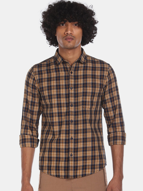 

Cherokee Men Navy Blue & Yellow Regular Fit Checked Cotton Casual Shirt