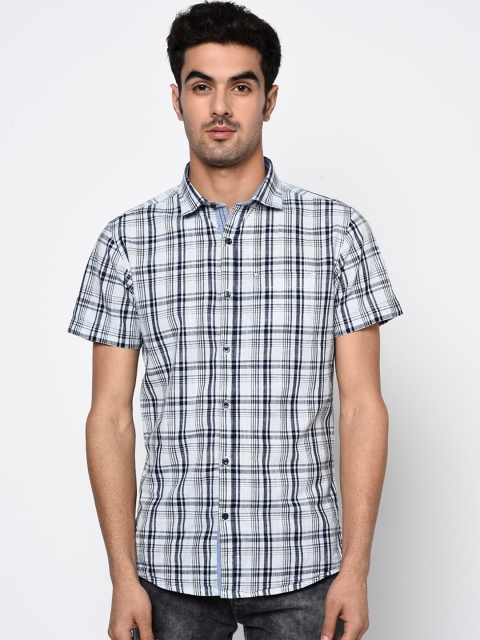 

METTLE Men White Regular Fit Checked Casual Shirt
