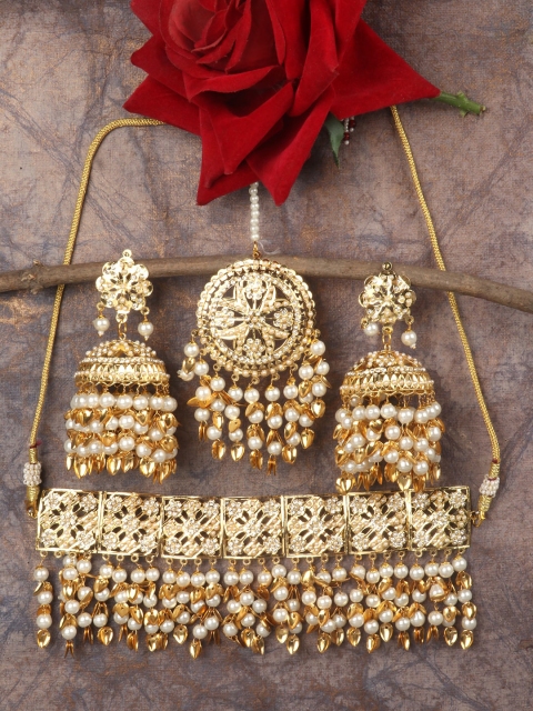 

JEWELS GEHNA Gold-Plated White Stone-Studded & Beaded Jadau Jewellery Set