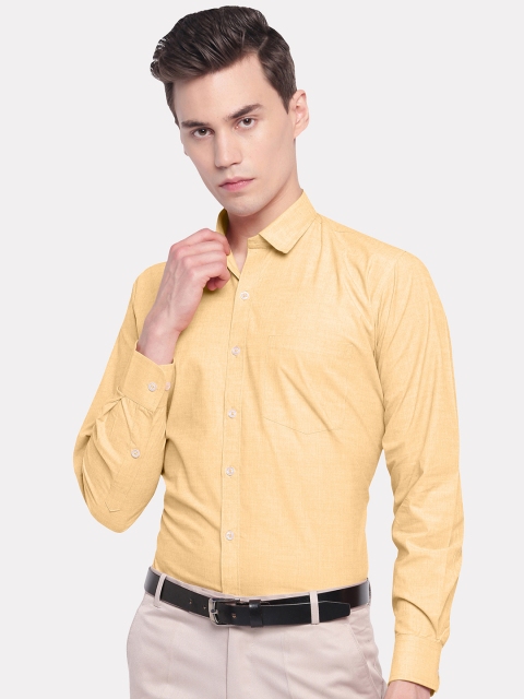 

GHPC Men Yellow Regular Fit Solid Formal Shirt