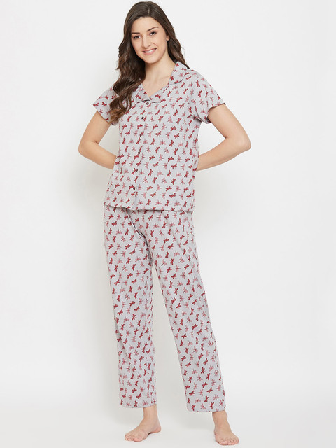 

Clovia Women Grey & Red Printed Night Suit LS0025F013