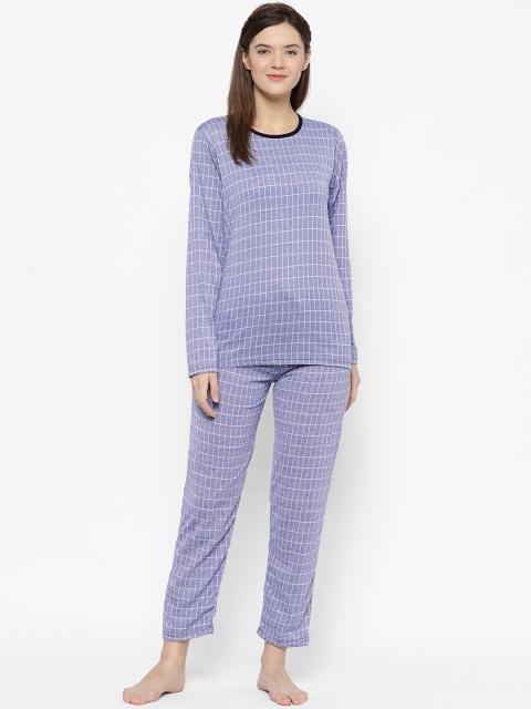 

VIMAL JONNEY Women Blue & White Checked Night suit