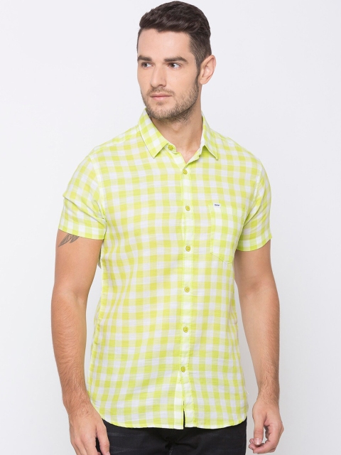 

SPYKAR Men Yellow Slim Fit Checked Casual Shirt