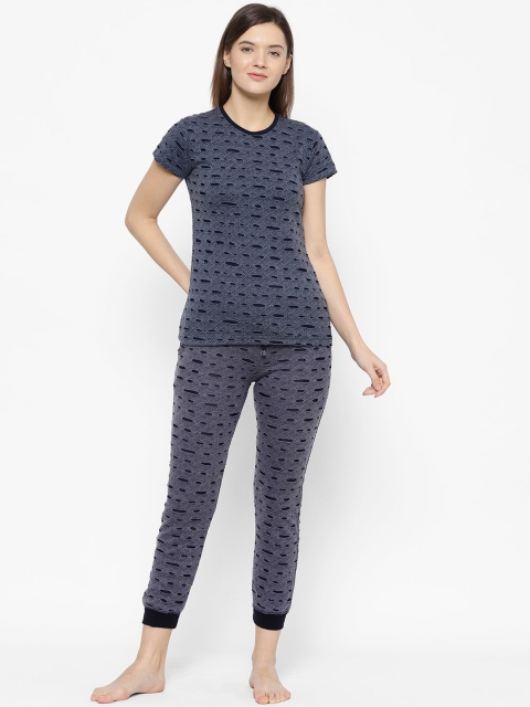 

VIMAL JONNEY Women Blue Printed Night suit