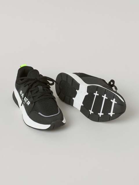 

H&M Boys Black & White Printed Trainers