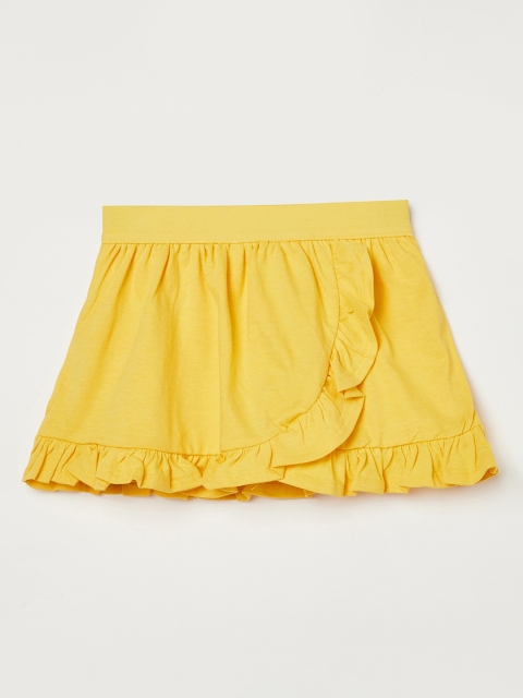 

Juniors by Lifestyle Girls Yellow Solid Flared Mini Skirt