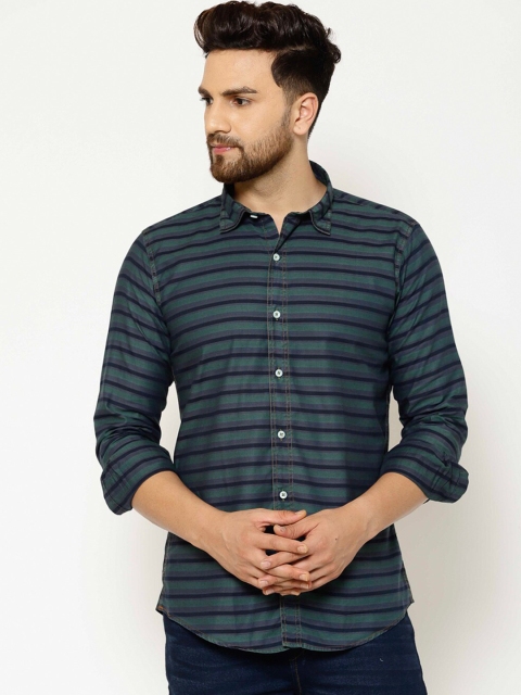 

EPPE Men Green Slim Fit Striped Casual Shirt