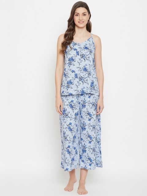 

Clovia Women Blue & White Printed Night suit