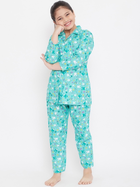 

Baani Creations Girls Turquoise Blue & White Printed Night Suit