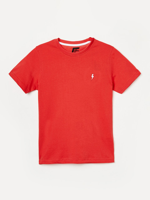 

Fame Forever by Lifestyle Boys Red Solid Round Neck T-shirt