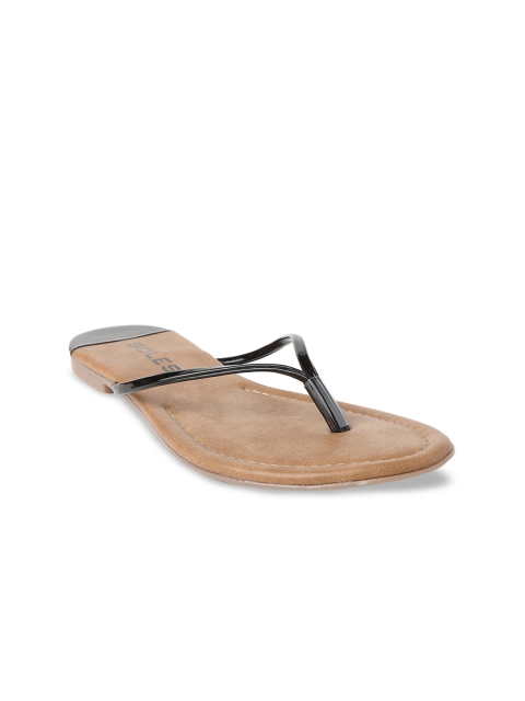 

SOLES Women Black Solid Open Toe Flats
