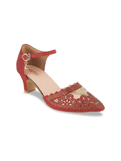 

Metro Women Maroon Embellished Kitten Heels