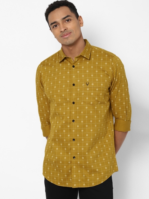 

Allen Solly Men Yellow Slim Fit Printed Casual Shirt
