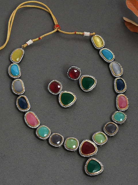 

Silvermerc Designs Gold-Plated Jadau Quartz-Studded Jewellery Set
