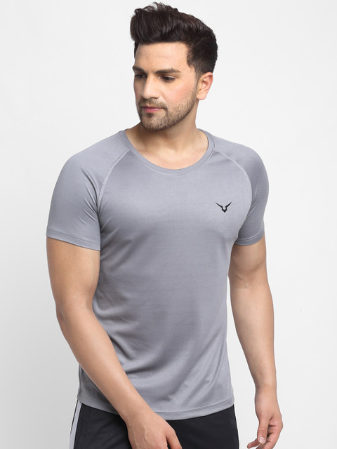 

Invincible Men Grey Solid Round Neck T-shirt