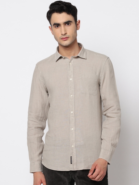 

Blackberrys Men Beige Slim Fit Solid Casual Shirt