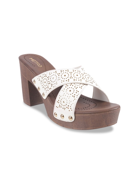 

Metro Women White Textured Platforms
