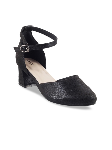

Metro Women Black Solid Pumps