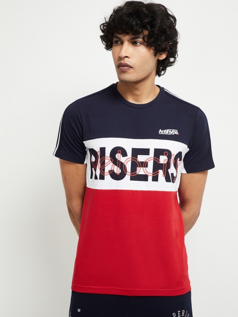 

max Men Red & Navy Blue Printed Round Neck Slim Fit T-shirt