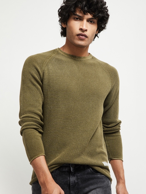 

max Men Olive Green Solid Pullover Sweater