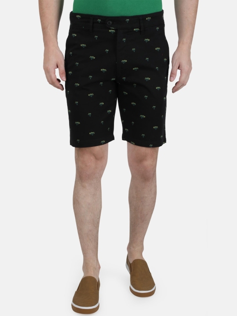 

Monte Carlo Men Black & Green Printed Regular Fit Chino Shorts